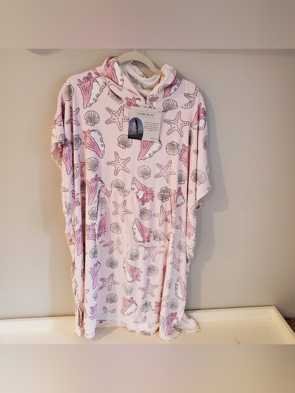 Throwzy by Marlo Lorenz Hooded Towel Poncho Pink Seashell One Size